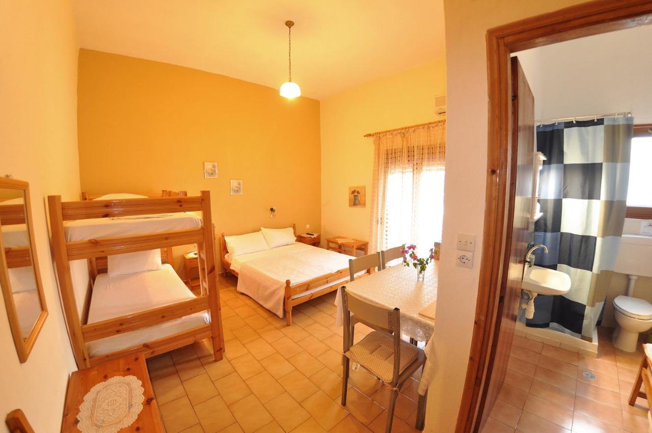 Achilleas Rooms Sívota Exterior foto