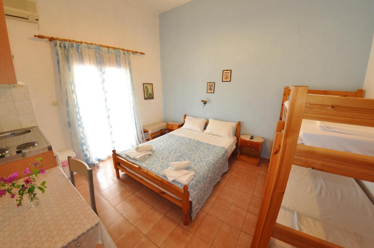 Achilleas Rooms Sívota Exterior foto