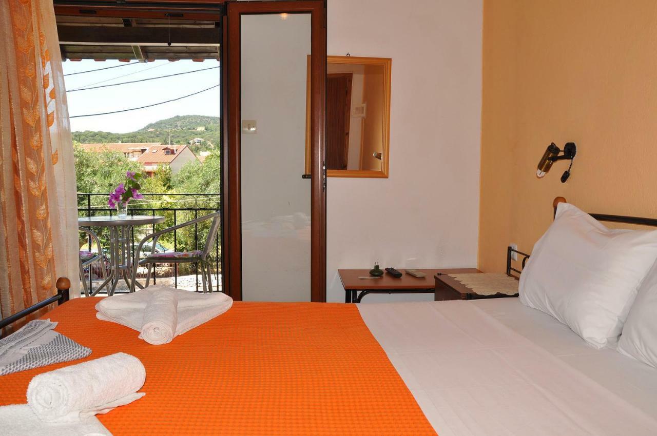 Achilleas Rooms Sívota Exterior foto